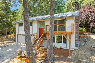 583 Lochmoor Pl, Eugene, OR 97405 - Photo 3