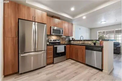 7902 NE Miriam Way, Hillsboro, OR 97006 - Photo 11