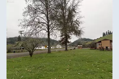 503 Old Pioneer Rd, Sutherlin, OR 97479 - Photo 27