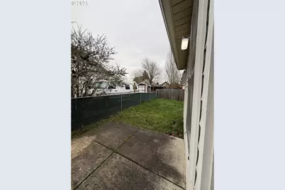 9475 SE 40th Ave, Milwaukie, OR 97222 - Photo 13