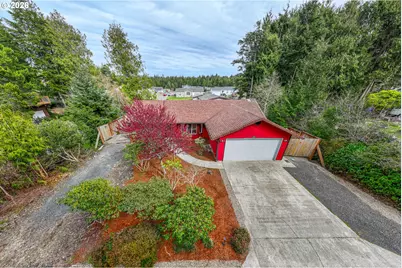 1245 SW Fairway Dr, Waldport, OR 97394 - Photo 23