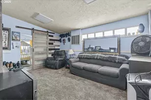 211 Sunset Ave, Keizer, OR 97303 - Photo 19