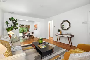 9206 N Van Houten Ave, Portland, OR 97203 - Photo 5
