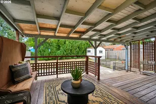 9206 N Van Houten Ave, Portland, OR 97203 - Photo 21