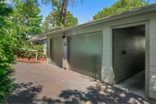 3835 SW Canby St, Portland, OR 97219 - Photo 41