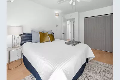 3835 SW Canby St, Portland, OR 97219 - Photo 17