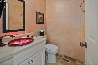 5094 Denton Dr, Lake Oswego, OR 97035 - Photo 11