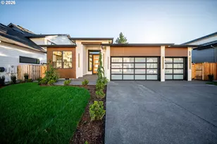 460 W U St, Washougal, WA 98671 - Photo 1