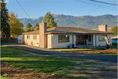 304 E Park St, Enterprise, OR 97828 - Photo 1