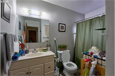 304 E Park St, Enterprise, OR 97828 - Photo 15