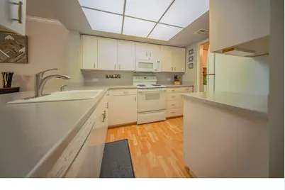 6605 W Burnside St #120, Portland, OR 97210 - Photo 11