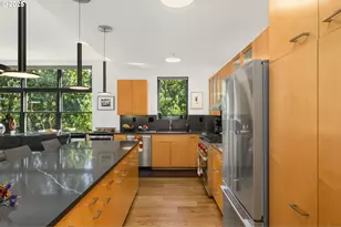 820 NW 12th Ave, Portland, OR 97209 - Photo 13