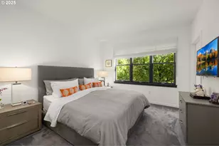 820 NW 12th Ave, Portland, OR 97209 - Photo 21