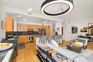 820 NW 12th Ave, Portland, OR 97209 - Photo 5