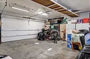 389 Maxwell Rd, Eugene, OR 97404 - Photo 37