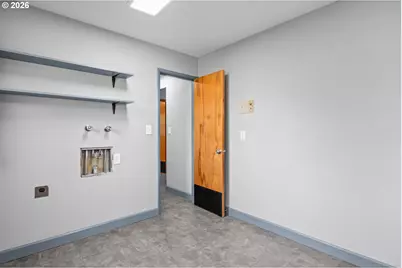 389 Maxwell Rd, Eugene, OR 97404 - Photo 23