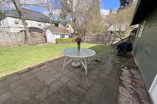 19305 SW York St, Beaverton, OR 97003 - Photo 33