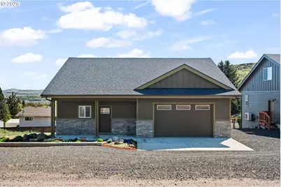 1159 W Pine St, The Dalles, OR 97058 - Photo 1