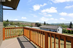 1159 W Pine St, The Dalles, OR 97058 - Photo 27