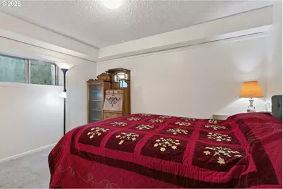 4525 Fox Hollow Rd, Eugene, OR 97405 - Photo 27