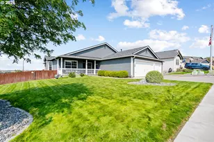 2307 NW Eucalyptus Dr, Hermiston, OR 97838 - Photo 3
