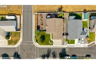 2307 NW Eucalyptus Dr, Hermiston, OR 97838 - Photo 37