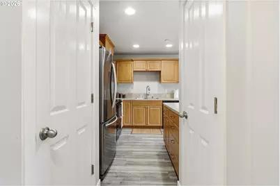 814 NE 109th Ct, Vancouver, WA 98664 - Photo 9