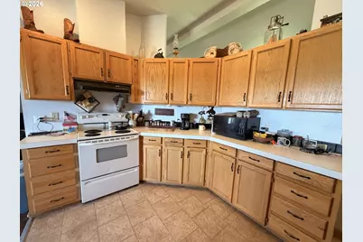 31734 Sunset Valley Ln, Burns, OR 97720 - Photo 33