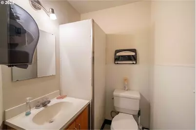 624 Winchester Ave, Winchester Bay, OR 97467 - Photo 13