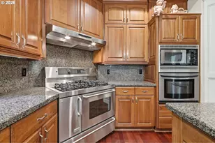 17446 SW Hoodoo Ct, Beaverton, OR 97007 - Photo 17