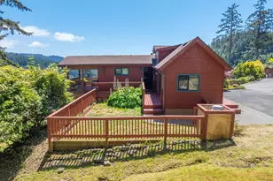 19921 Whaleshead Rd, Brookings, OR 97415 - Photo 27