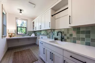964 Country Commons Ln, Lake Oswego, OR 97034 - Photo 27