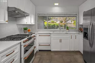 5138 SW Santa Monica Ct, Portland, OR 97221 - Photo 21