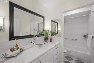 5138 SW Santa Monica Ct, Portland, OR 97221 - Photo 35