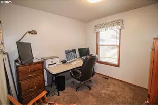 32910 SW Bridges Rd, Hillsboro, OR 97123 - Photo 13