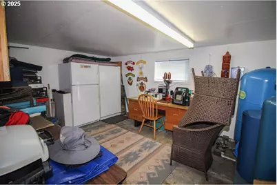 32910 SW Bridges Rd, Hillsboro, OR 97123 - Photo 23