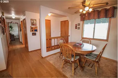 32910 SW Bridges Rd, Hillsboro, OR 97123 - Photo 5