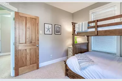 2685 SW Beach Ave, Lincoln City, OR 97367 - Photo 35