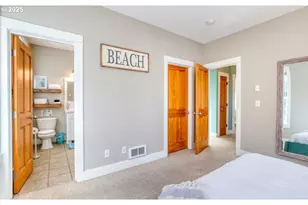 2685 SW Beach Ave, Lincoln City, OR 97367 - Photo 29