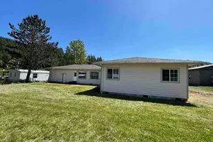 151 E Date St, Powers, OR 97466 - Photo 7