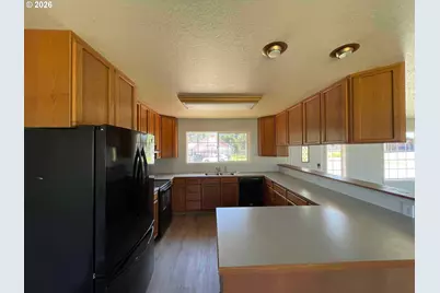 151 E Date St, Powers, OR 97466 - Photo 19
