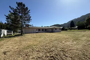 151 E Date St, Powers, OR 97466 - Photo 11