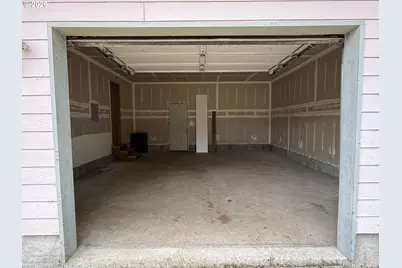 151 E Date St, Powers, OR 97466 - Photo 39