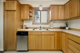 8217 SE 63rd Ave, Portland, OR 97206 - Photo 13