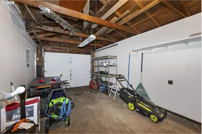 8217 SE 63rd Ave, Portland, OR 97206 - Photo 31