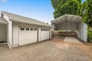 326 NE 34th Pl, Hillsboro, OR 97124 - Photo 23