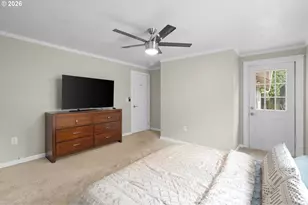326 NE 34th Pl, Hillsboro, OR 97124 - Photo 11