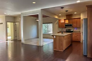 286 Winchester Creek Ave, Winchester, OR 97495 - Photo 5