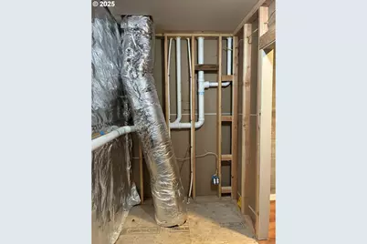 286 Winchester Creek Ave, Winchester, OR 97495 - Photo 35