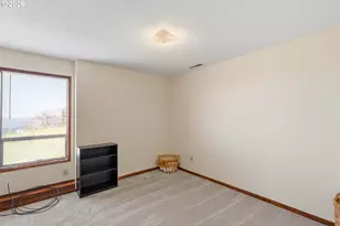 44350 Whiskey Butte Dr, Sweet Home, OR 97386 - Photo 19